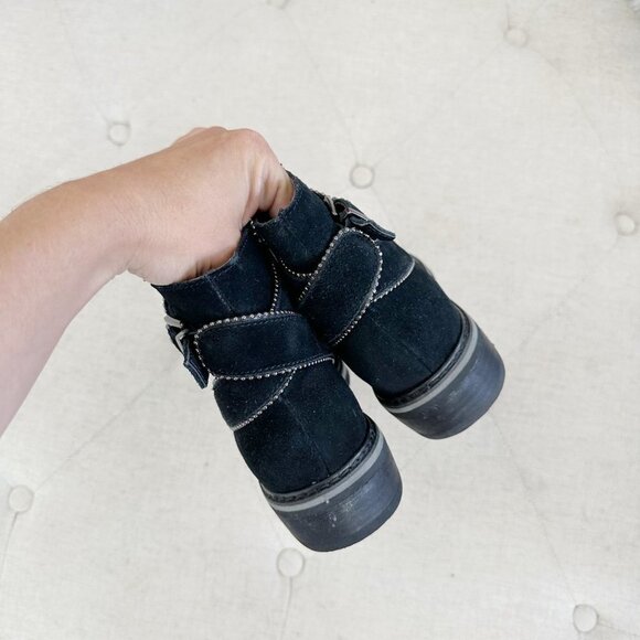 Blondo Booties 6 - Picture 4 of 4